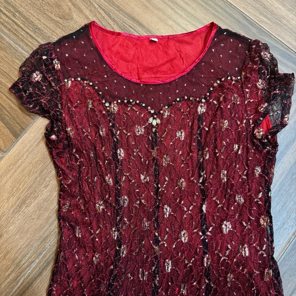 💜2/$15 Little Red Dress Lace/Satin - Picture 2 of 8